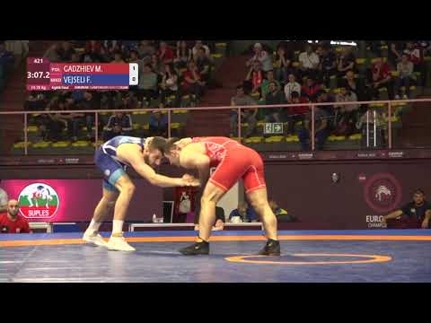 1/8 FS - 70 kg: M. GADZHIEV (POL) v. F. VEJSELI (MKD)