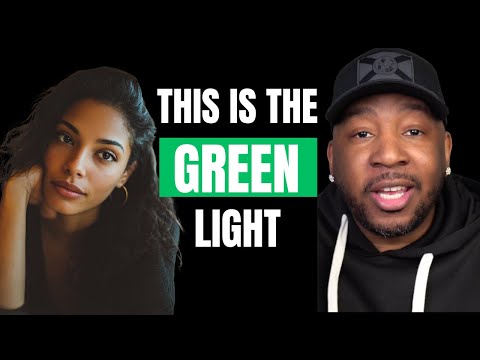 3 Clear Signs She Wants You To Make A Move