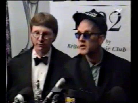 R.E.M. 1992-02-12 -  News (Mills & Stipe interview following ‘Best International Group’ win)
