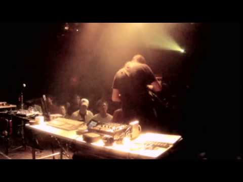 cTrix plays gAtari - Atari 2600 chipmusic project by cTrix @ Blip Festival Tokyo 2011