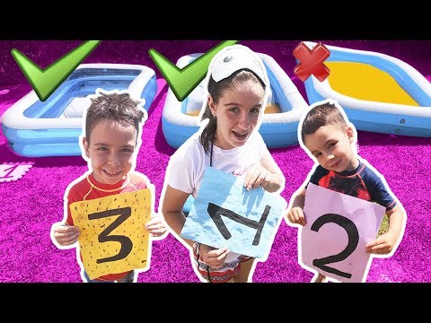 NO CAIGAS en la PISCINA incorrecta MISTERIOSA // Retos verano 2019