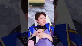 Tang Wulin Picked Someone Up When He Was Sick. #funny#funnyvideo #斗罗大陆唐三小舞 #唐舞桐 #shorts