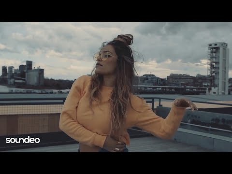 Wayfloe - Echoes (ft. Aleesia) | Official Video