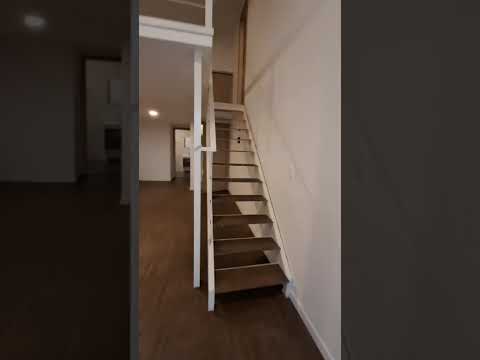 Video de YouTube - Venta apartamento con renta en pocitos, 1 dormitorio, 2 baños garage, y patio al frente