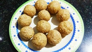 preview picture of video 'Til Gud Laddo Recipe in Hindi/English, Sesame Jaggery Ladoo for Kids, तिल गुड़ के लड्डू,   ରାଶି ଲଡୁ।'