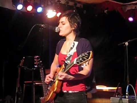 15/18 - Kaki King - Spit it back in your mouth - Gleiss 22 - Muenster - 27 March 2010