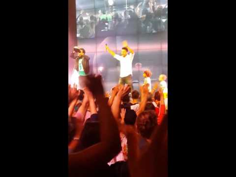 Thalles Roberto y Alex Campos