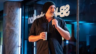 Download lagu Datenschutz bei Starbucks - Torsten Sträter | NightWash mp3