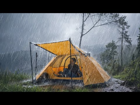 TERRIBLE‼️TRAPPED IN A HEAVY RAIN STORM IN A SMALL TENT⛺ RELAXING RAINSTORM [SOOTHING SOUND OF RAIN]