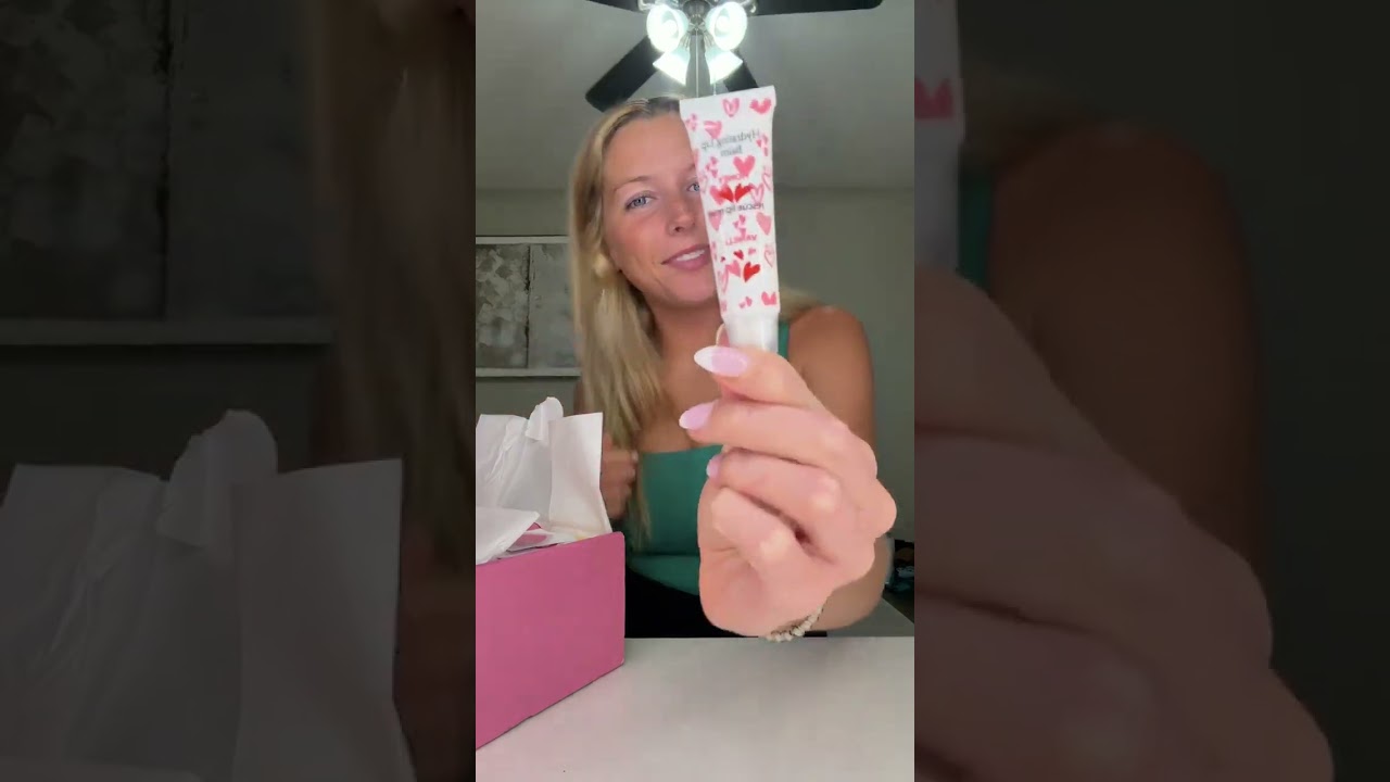 Tri Delta February GreekBox Unboxing ✨ Sorority Subscription Box | Greek Life Sorority Must-Have