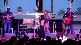 Coachella 2010: Corinne Bailey Rae - "Feels Like the First Time" - 04.17.2010