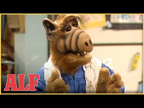 ALF Has to Become a Minister!? | S4 Ep17 Clip