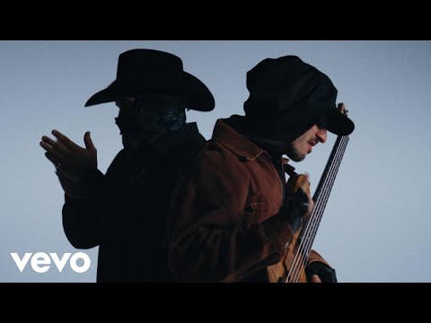 Chanela Clicka, Lia Kali, Israel Fernández, Adriel Favela - Mi Superona (Video Oficial)