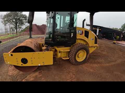 Cat CS7 Vibratory Soil Compactor Operator’s Point of View