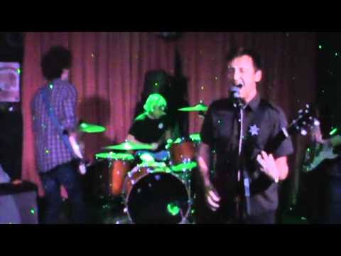 Dead Letter + 1 More -The Bloody Hollies Live/Bar Pink/San Diego