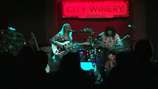 The Joy Formidable - My Beerdrunk Soul Is Sadder Than A Hundred Dead Christmas Trees (live)