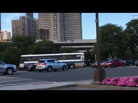 MTA: 2006 MCI D4500 on BxM7