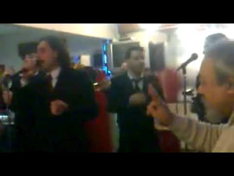 Kexu - Mas que tu amigo.mp4