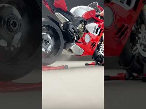 Pick up your favorite motorcycle now! Link in bio 👉 #diecastmodels #motorcycles #giftideas