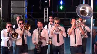 DR. Brass  Killing me softly