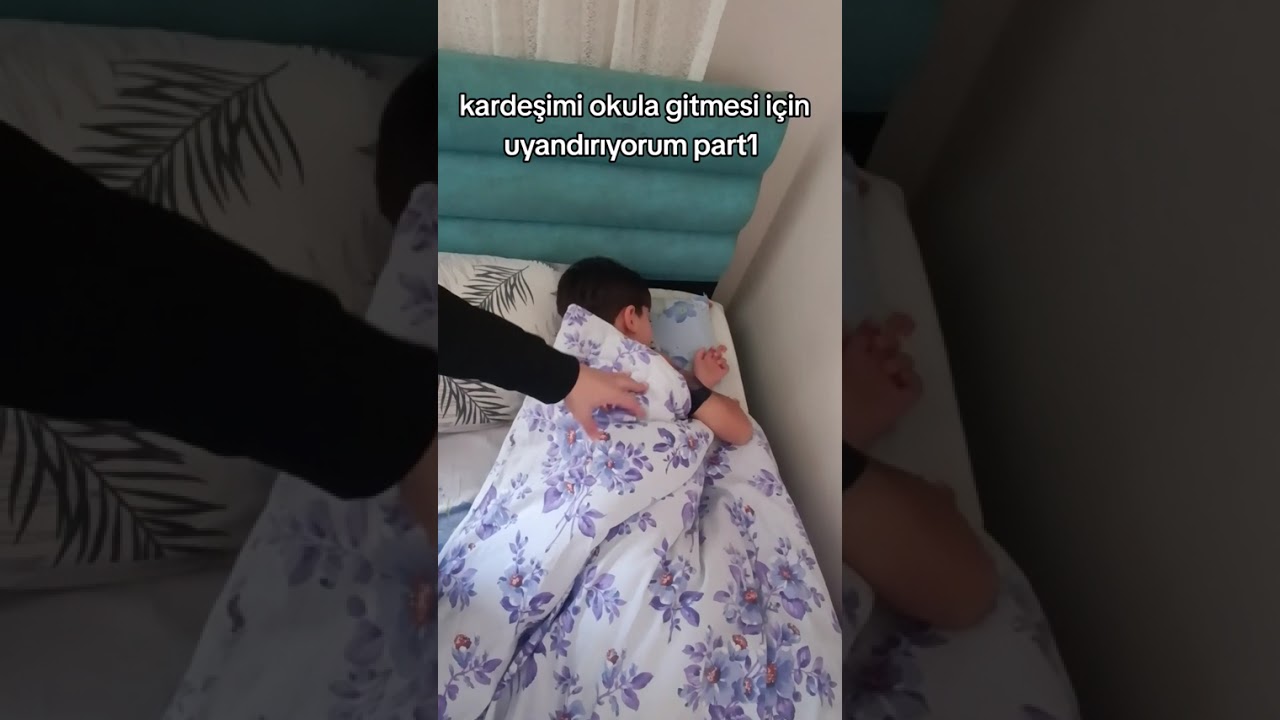 kardeşim mutlu olsun diye okula gitmesi için uyandırıyorum 😂🤣 #shorts #comedy #school