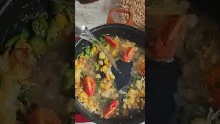 Download lagu RESEP MIE KUAH TERSIMPEL BUAT MENU SAHUR SUPER ENAK #short #short #shortvideo #food  #cooking  #mie mp3