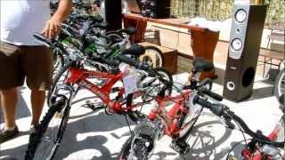 preview picture of video 'Concurs de biciclete la Cornesti / Iancuri Cornesti Trophy.wmv'
