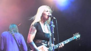 Lita Ford - Falling In &amp; Out Of Love