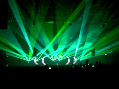 Energy 2011 Mainstage - Sander van Doorn