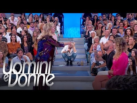 Uomini e Donne, Speciale Temptation Island VIP - Tina Vs. Er Faina