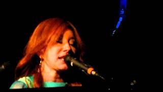 Tori Amos Luxembourg Oct 4th 2011 Way down