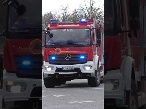 Erstes EMPL LF KatS für Kiel - HLF 10, DLK und LF KatS bei Wachbesetzung