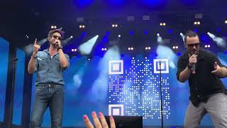 C21 - Stuck In My Heart Live