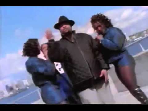 DJ Magic Mike Ft Sir Mix-A-Lot: Bounce (Official Video)