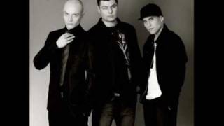 Jeden osiem l - Zwykly dzien