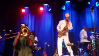 Fishbone "In The Cube" (opening theme) 3-16-17 Asbury Park NJ - House of Independents