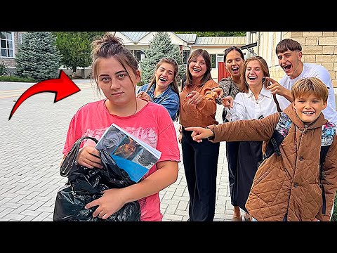 TOȚI RÂD de noua COLEGĂ SĂRACĂ/ Albert a GREȘIT 😢