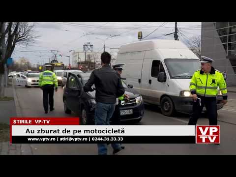 Au zburat de pe motocicletă