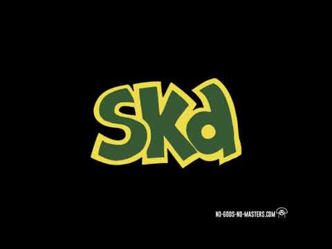 champion by sir lord comic , the prince and lyn taitt