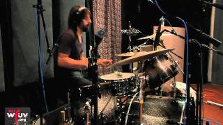 Fountains of Wayne - &quot;The Summer Place&quot; (Live at WFUV)