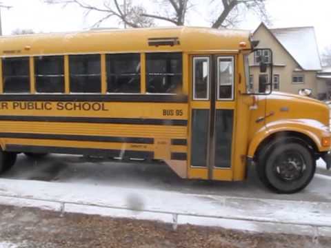 School bus rental Ottawa | 613-699-8130