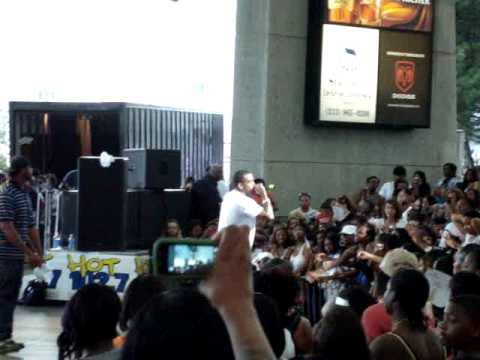 Lloyd Banks - "Wanna Get To Know You"  Detroit Summer Jamz 6/12