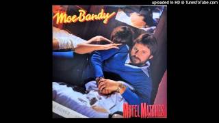 Moe Bandy - It Took A Lot Of Drinkin&#39; (To Get That Woman Over Me)