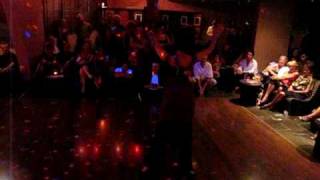 Rodrigo Rufino y Carolina Udoviko - Le Rétro - Improvisation Tango