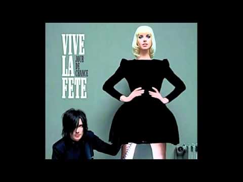 Videoclip de Tout Fou — Vive la fête