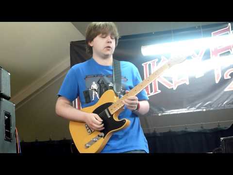 Lyle Watt-Live @ Monkeyfest 2011