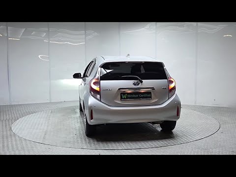 Toyota Aqua 1.5L HYBRID STYLEBACK - Image 2