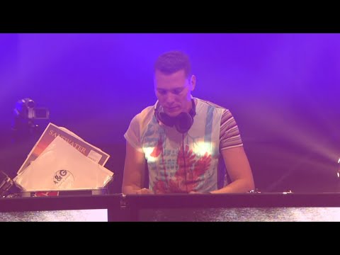 Saltwater - The Legacy (Alphazone Remix), 4K 2160p AC3, (Tiesto live In Concert, 2003)
