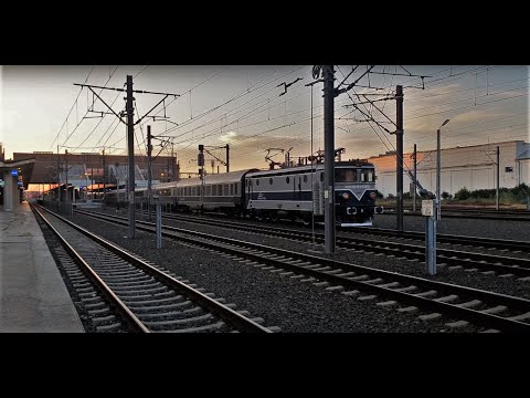 Trenul Inter-Regio 1833 Iasi-Timisoara Nord  parasind gara Arad cu EA1 106 la tractiune !