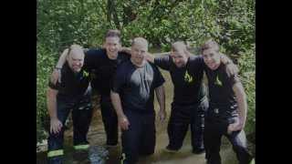 preview picture of video 'Cold Water Challenge FFW Hirzenhain-Merkenfritz'